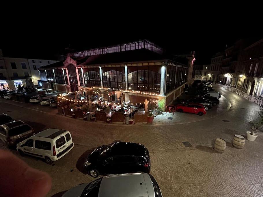 Vue Sur La Place Des Halles, Art Apparts เบซิเยร์ ภายนอก รูปภาพ