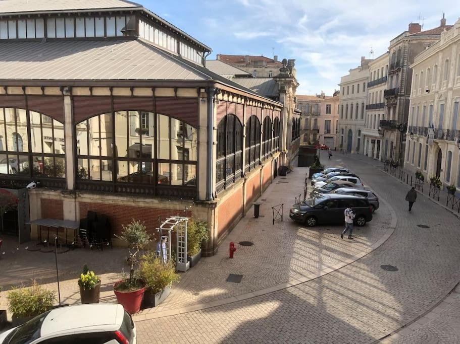 Vue Sur La Place Des Halles, Art Apparts เบซิเยร์ ภายนอก รูปภาพ